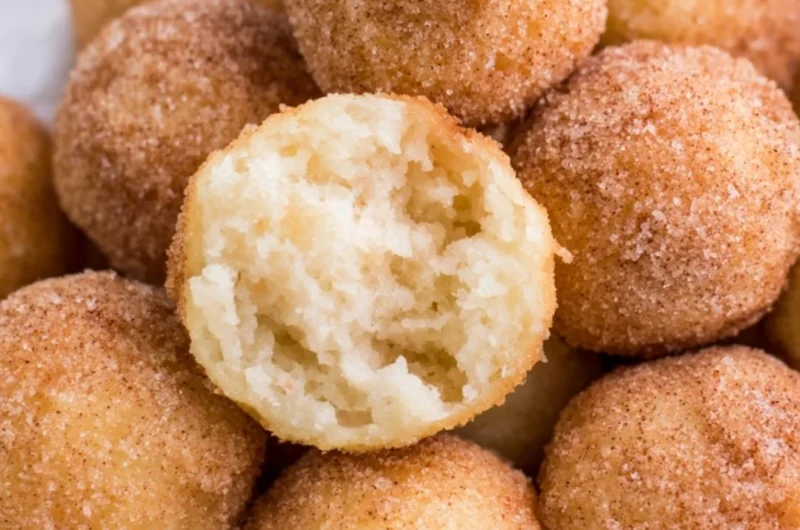 Delicious churros poppers served with chocolate dipping sauce.